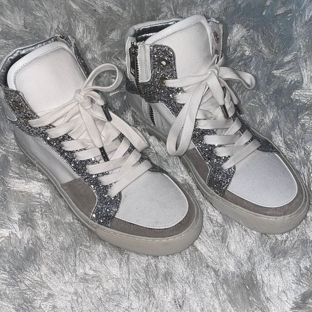 Zadig & Voltaire White/Grey Canvas And Suede Glitter High Top Sneakers